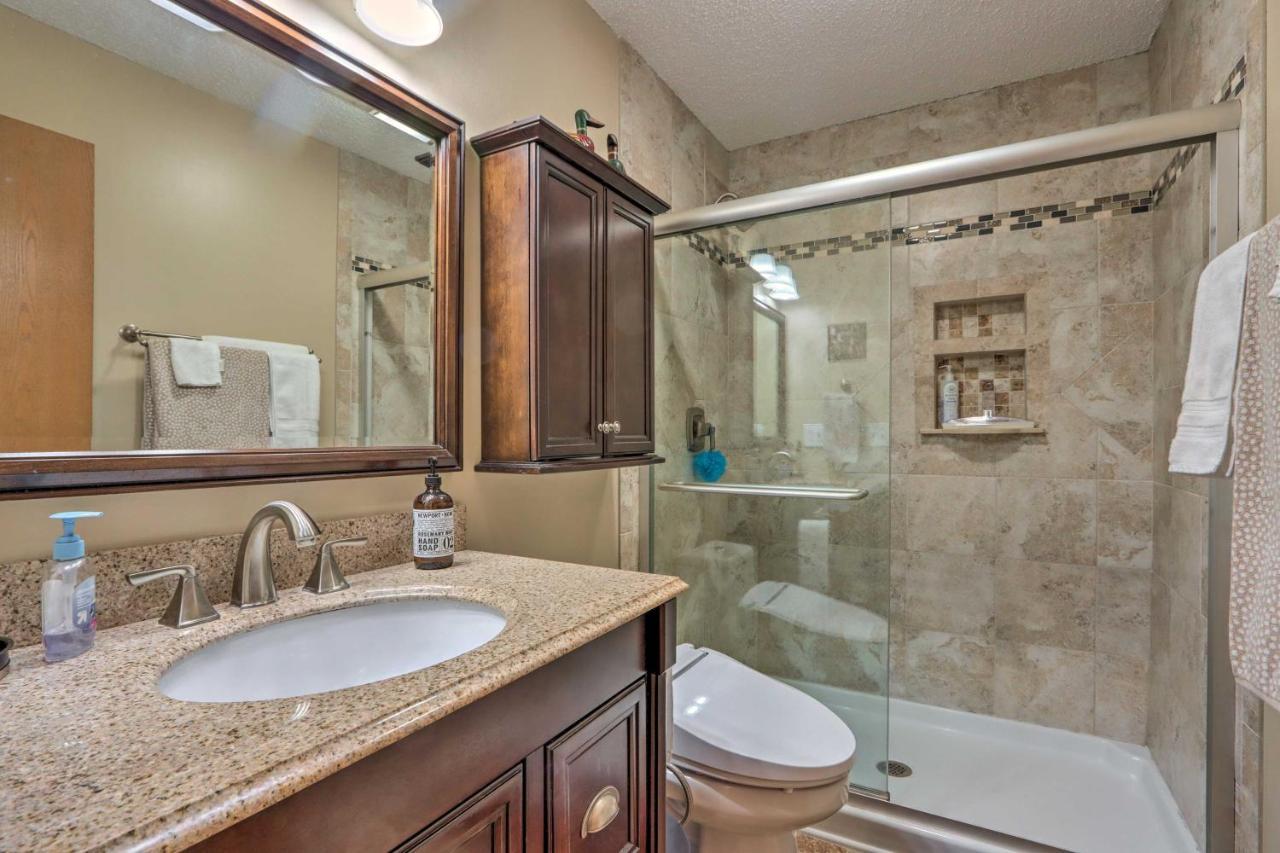 Osage Beach Condo With Lake Of The Ozarks Views Екстер'єр фото